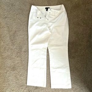 Dana Buchman winter white trousers